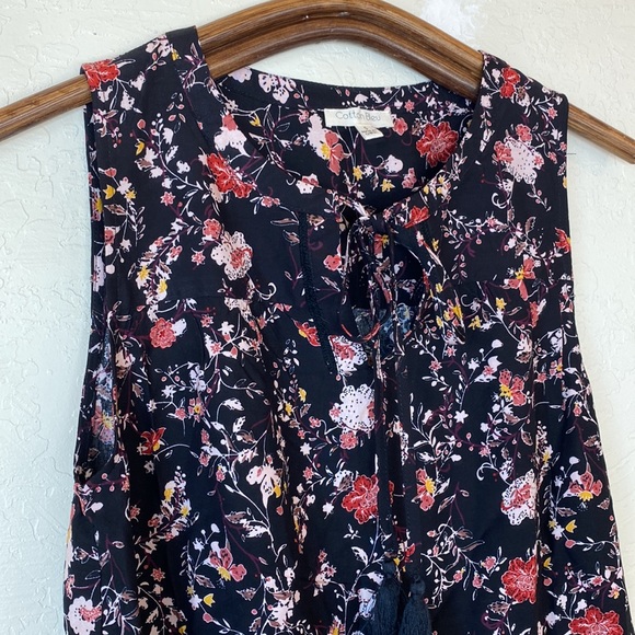 🔴5/$25🔴 Boho/Hippy sleeveless tunic - Picture 2 of 3